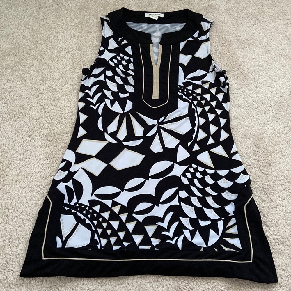 White House Black Market sleeveless top